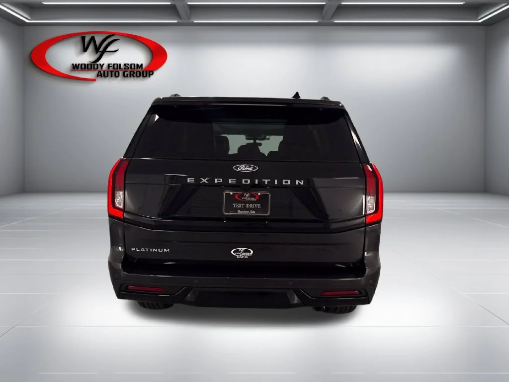 New 2027 Dark Matter Gray Metallic Ford Platinum image 7