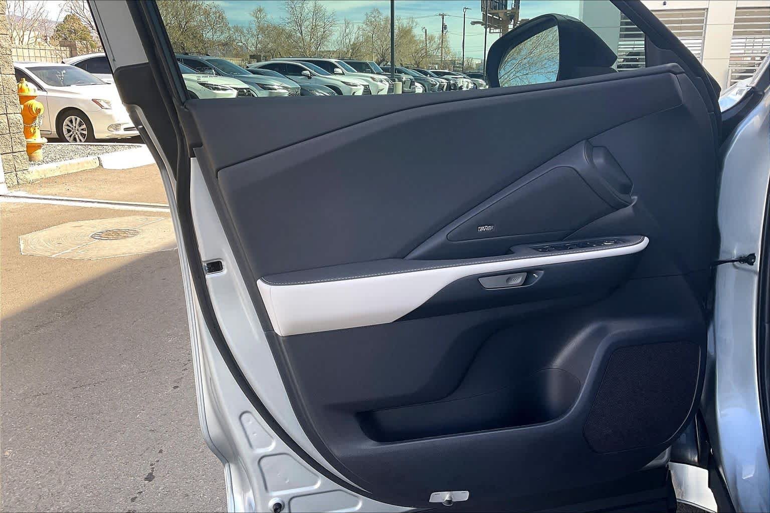 2026 Lexus TX 500h F-Sport Premium - Photo 10