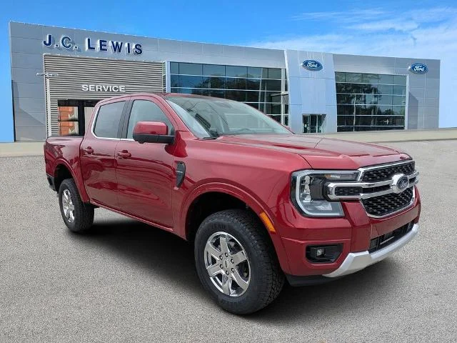 New 2026 Ruby Red Metallic Tinted Clearcoat Ford Lariat image 34