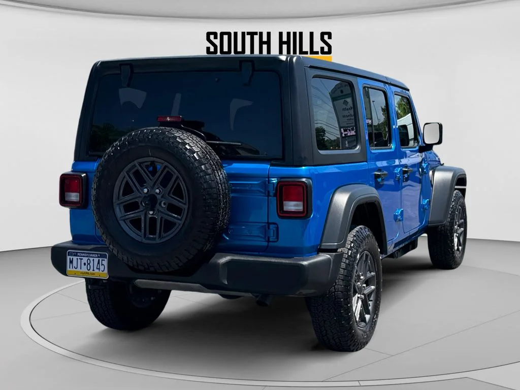 Used 2026 Blue Jeep Sport S image 5
