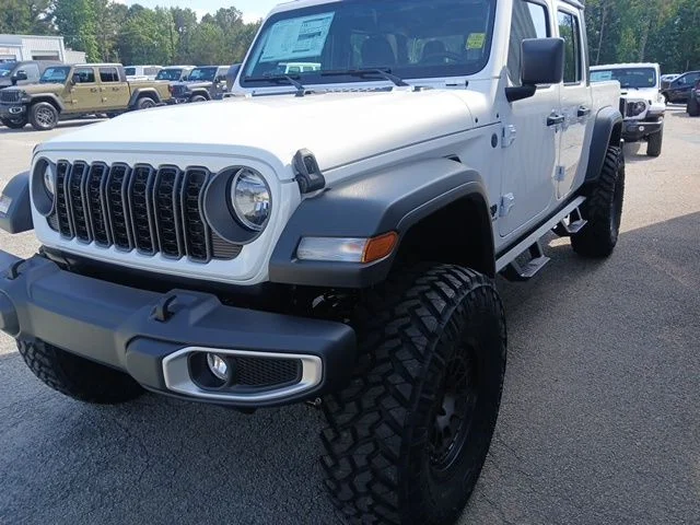 New 2026 Bright White Clear-Coat Exterior Paint Jeep Sport image 12