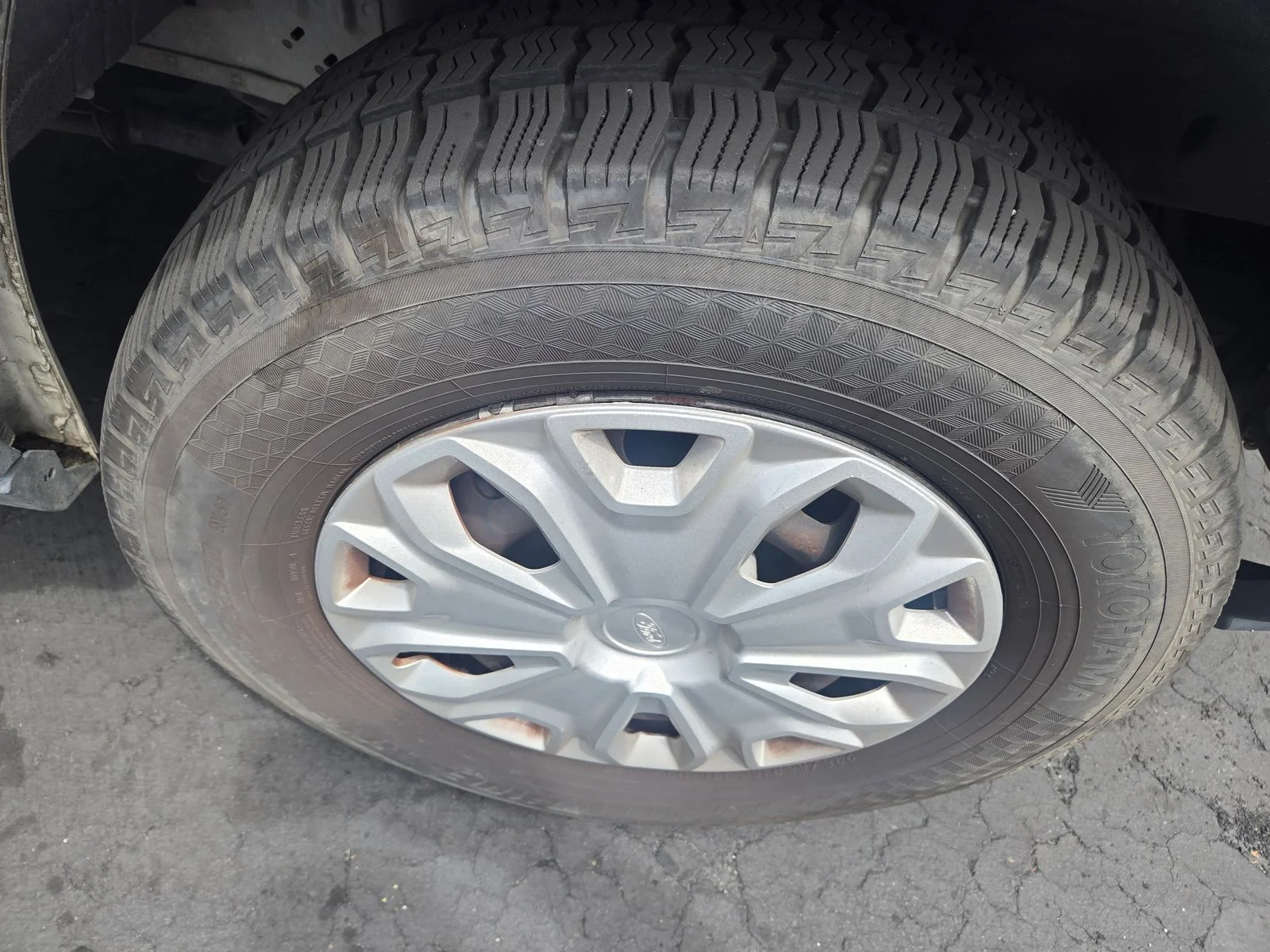 Used 2019 White Ford XLT image 5