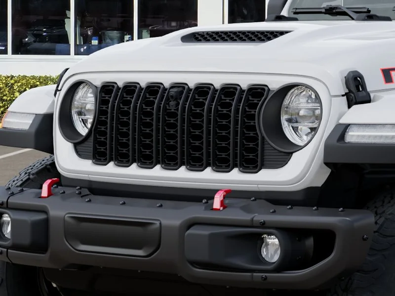 New 2026 Bright White Clear-Coat Exterior Paint Jeep Rubicon X image 11