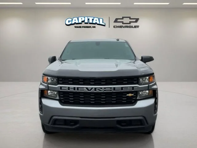 Used 2022 Satin Steel Metallic Chevrolet Custom image 8