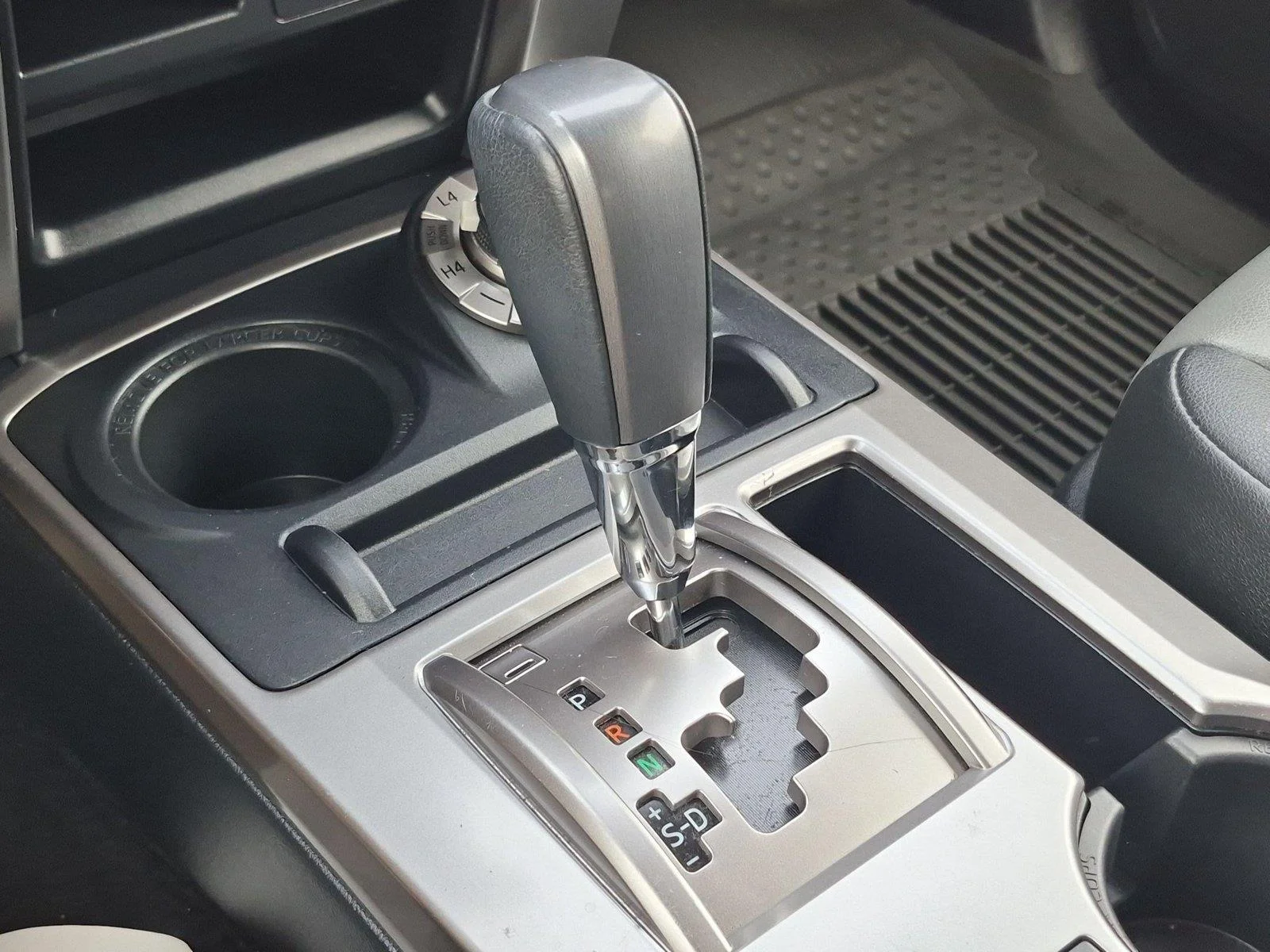 Used 2024 Underground Toyota SR5 Premium image 28