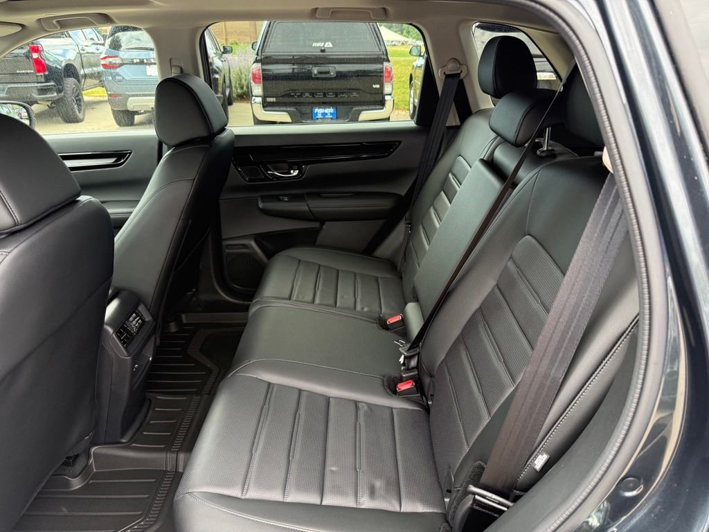 Used 2026 Meteorite Gray Metallic Honda EX-L image 17