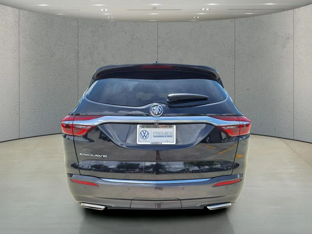 Used 2021 Black Buick Essence image 4