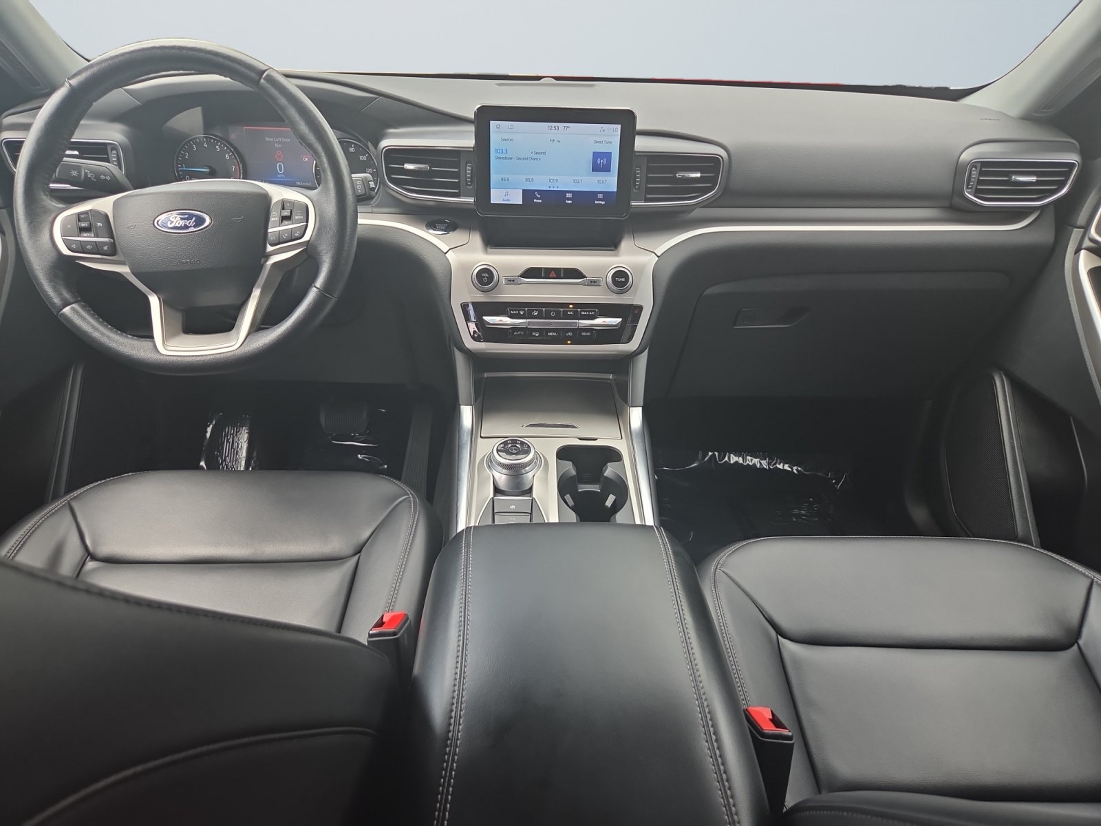 Used 2023 Gray Metallic Ford XLT image 10