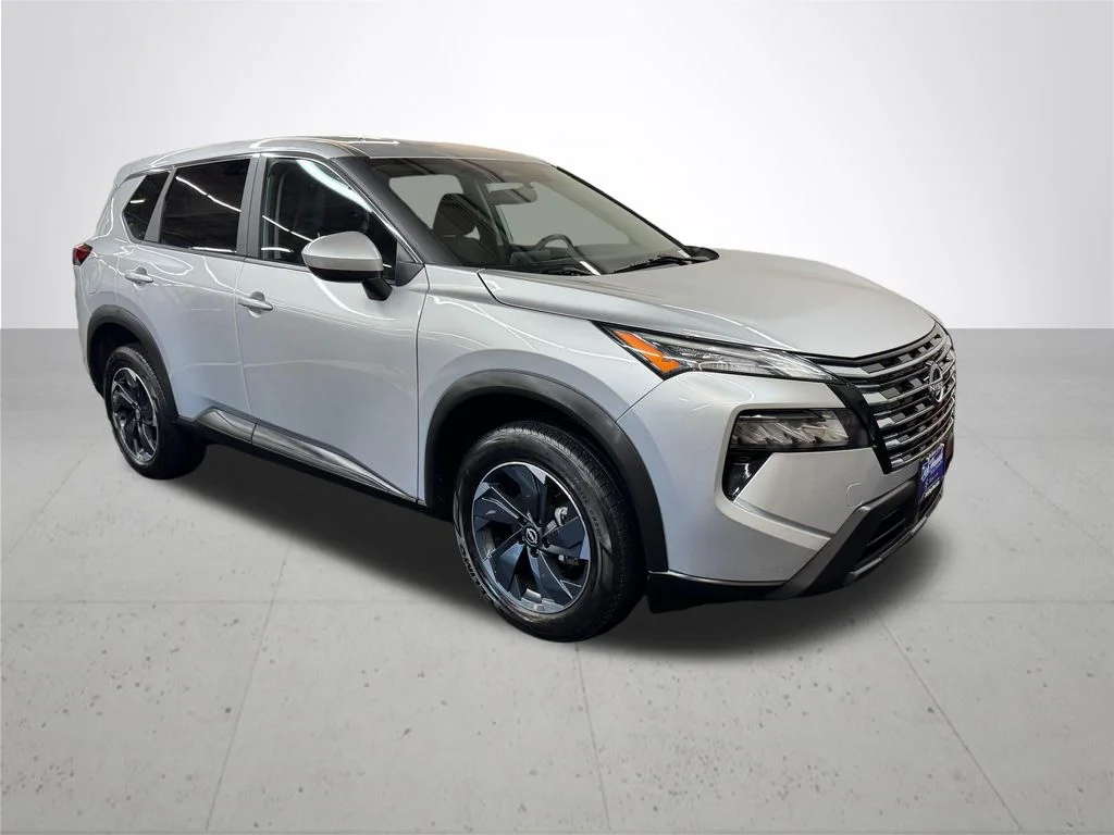 Used 2024 Silver Nissan SV image 10