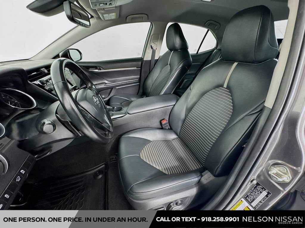 Used 2019  Toyota LE image 19
