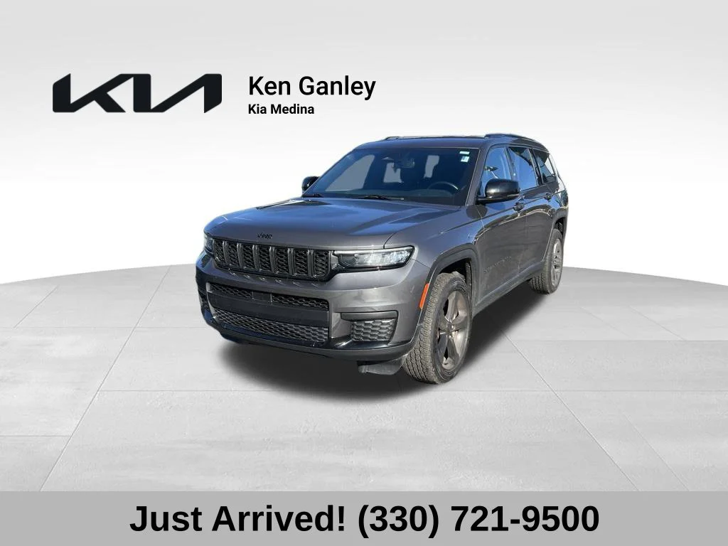 Used 2021 Gray Jeep Altitude image 1