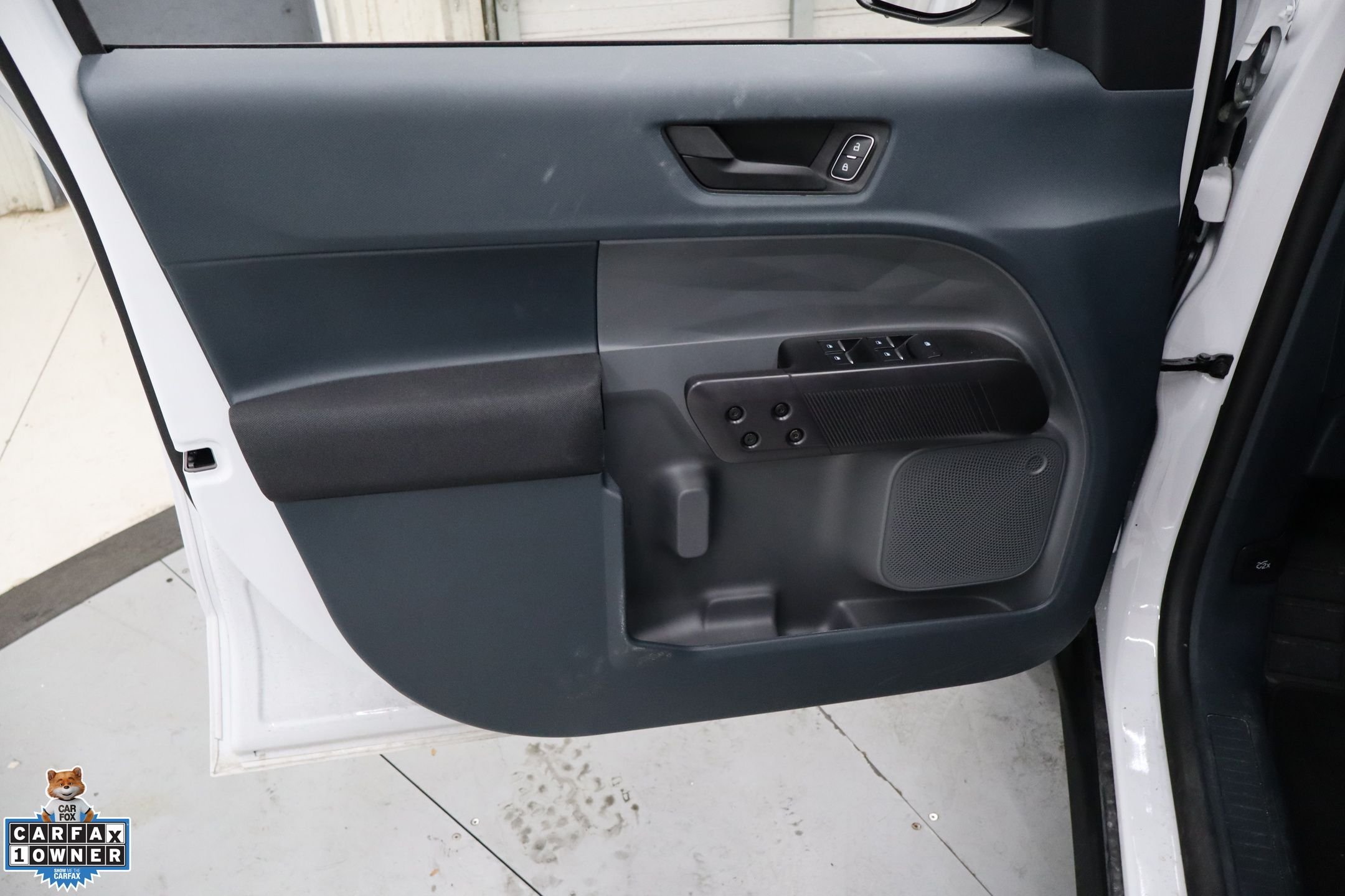 Certified Used 2025 Oxford White Ford XL image 12