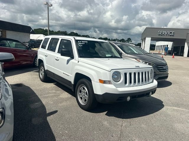Used 2017 Jeep Patriot Sport with VIN 1C4NJPBB5HD172698 for sale in Stuart, FL