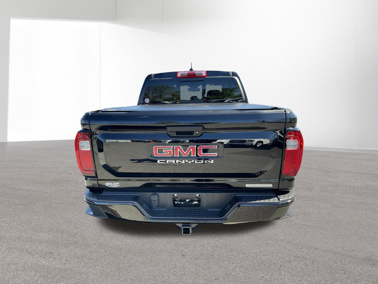 Used 2024 Onyx Black GMC 4WD Elevation image 4