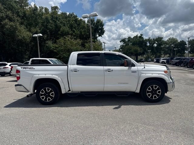 Used 2014 Super White Toyota SR5 Crew Cab Pickup image 7