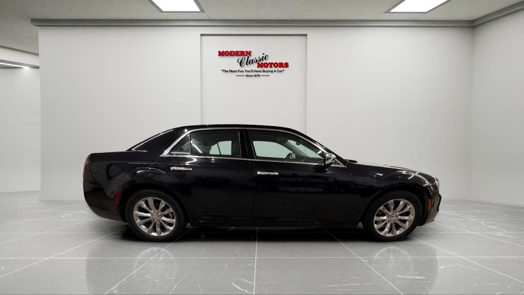 Used 2019 Black Chrysler Limited image 8