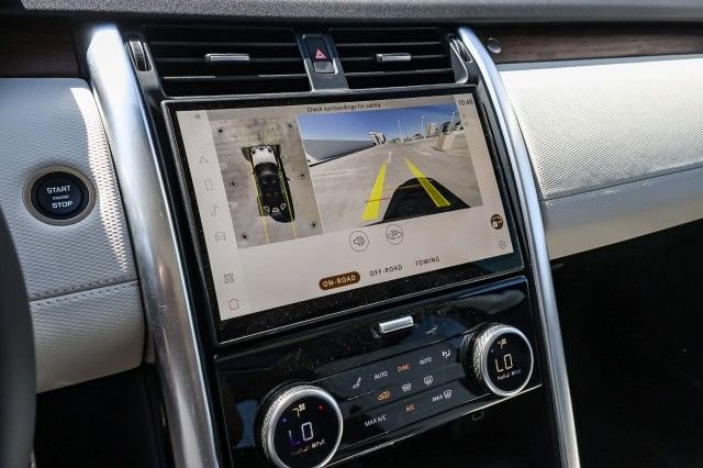 Used 2025 Gray Land Rover Dynamic SE image 23