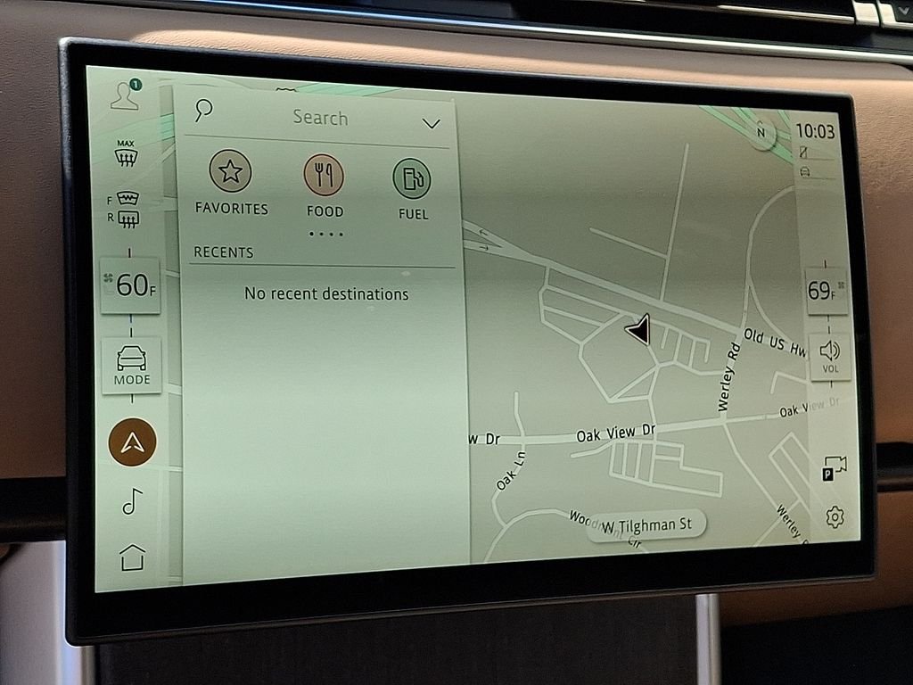 New 2026 Fuji White Land Rover SE image 15
