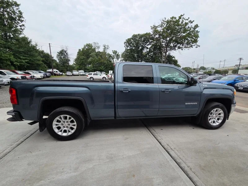 Used 2014 Blue GMC SLE Pickup 4D 6 1/2 ft image 12