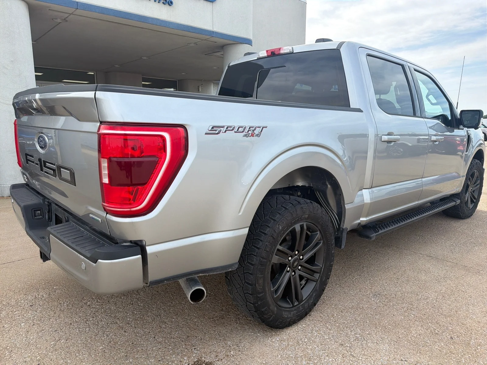 2022 Ford F-150 XLT - Photo 11