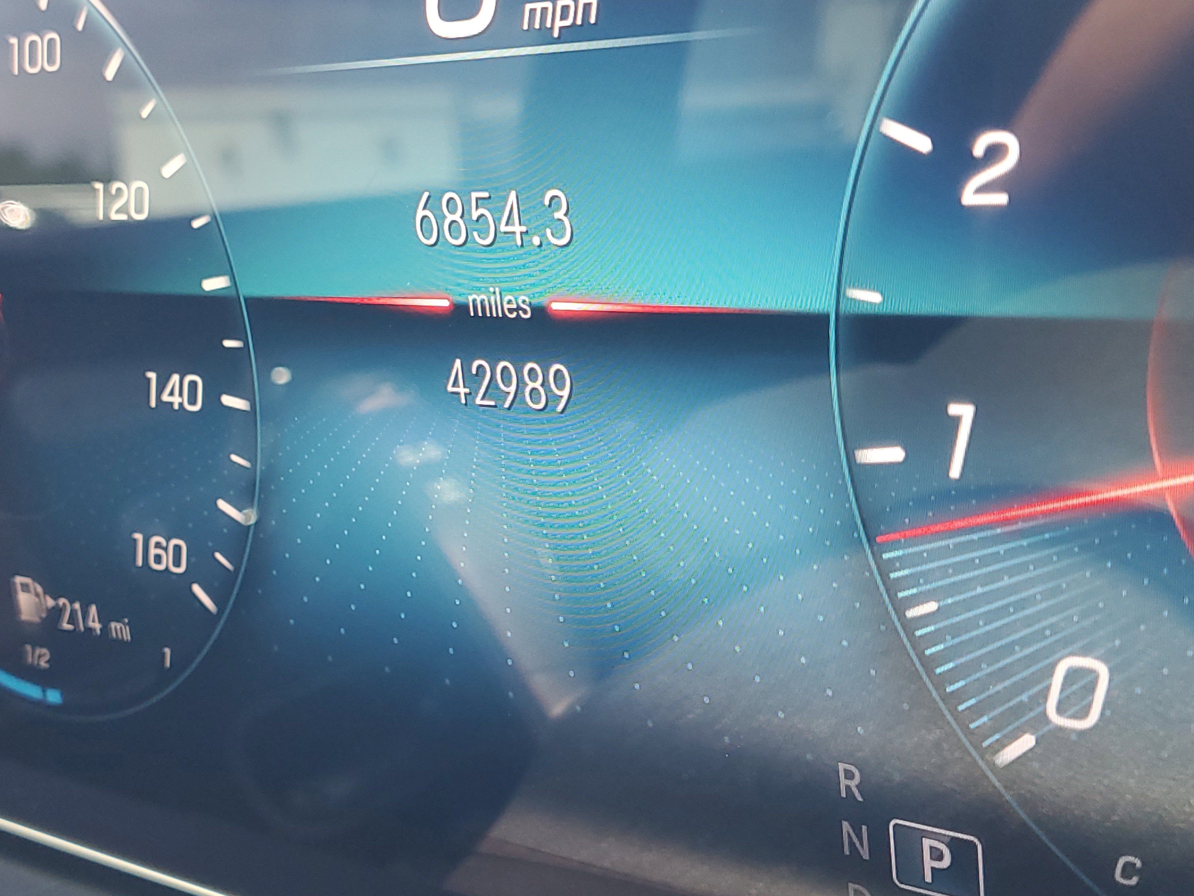 Used 2022 Black Mercedes-Benz GLE 350 image 26