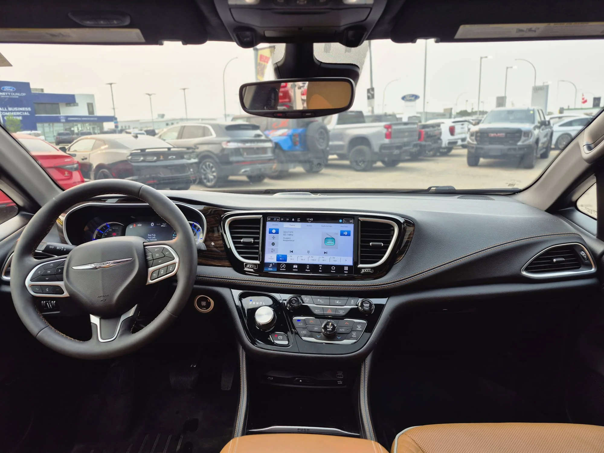 Certified Used 2023 Fathom Blue Pearl Chrysler Pinnacle*7 Pass | Cooled Leather | Rear Seat TVs | Nav | 360 Cam | Pano Roof | Htd Wheel | CarPlay image 8