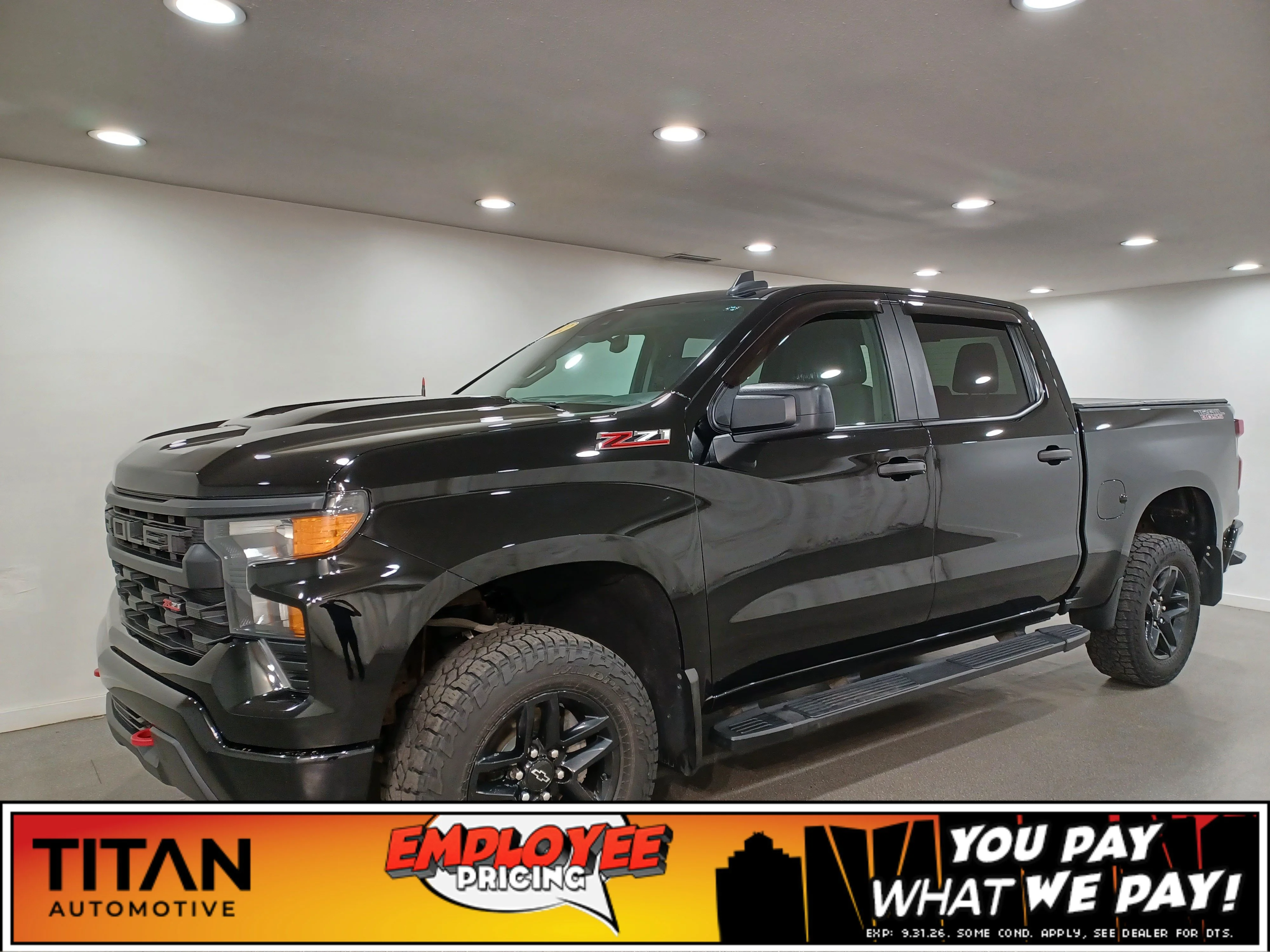 Used 2022 Black Chevrolet Custom Trail Boss 4WD*6 Pass | Adaptive Cruise | Remote Start | Tow Pkg | Park Assist | CarPlay image 1