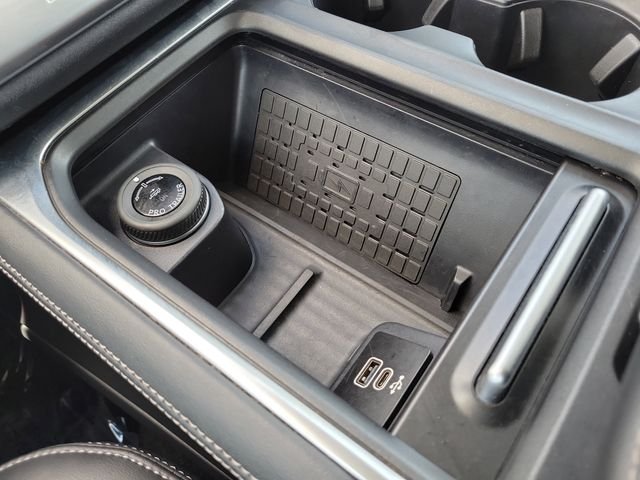 Used 2025 White Ford Platinum image 28