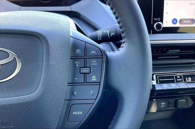 Certified Used 2025 CUTTING EDGE Toyota  image 24