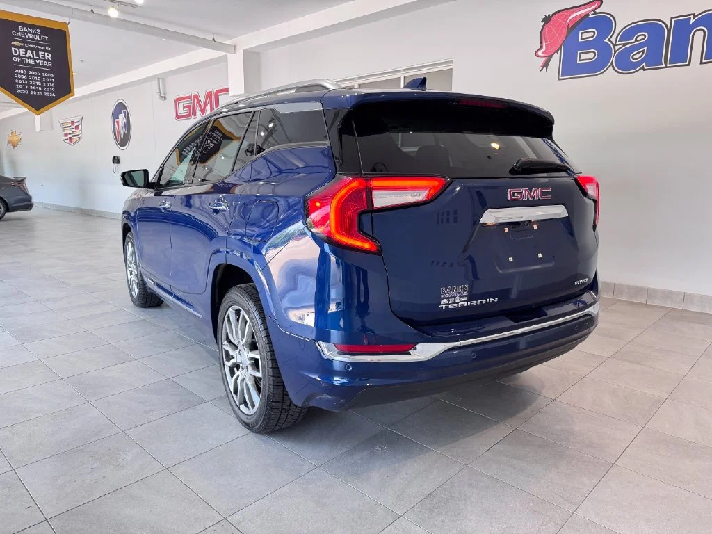 Certified Used 2023 Marine Metallic GMC Denali image 5