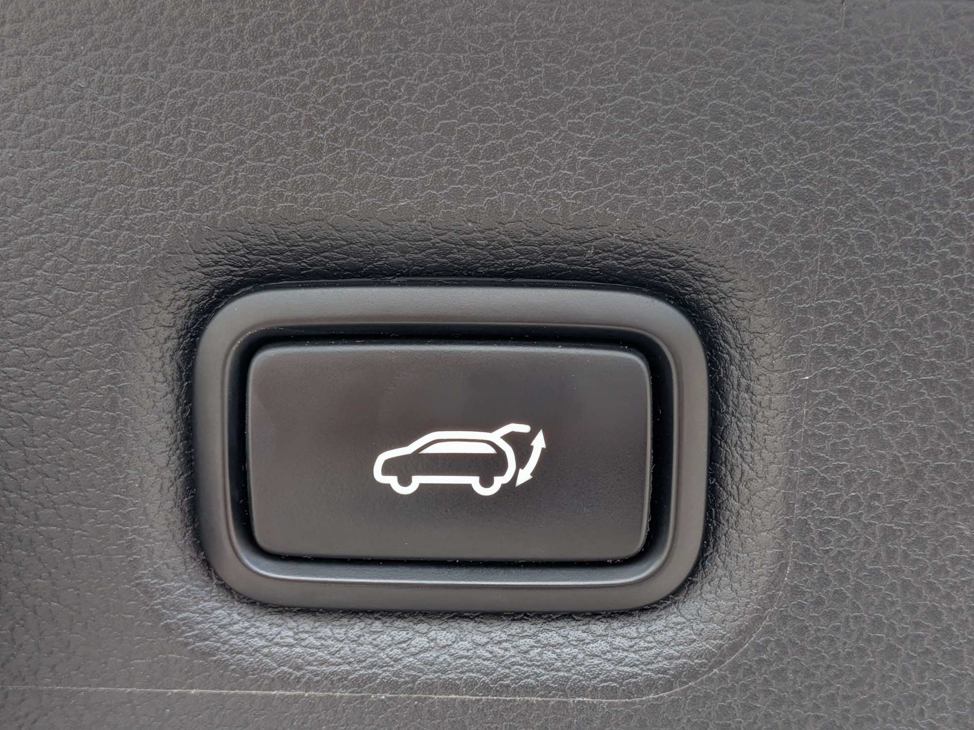 Used 2019 Earthy Bronze Hyundai SEL Plus image 16