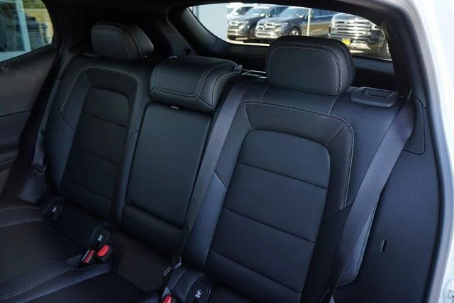 2025 Chevrolet Equinox EV LT - Photo 23