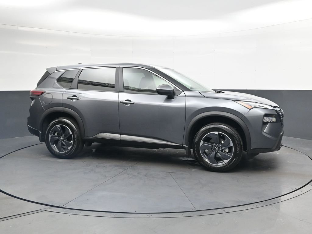 Used 2026 Gray Nissan SV image 4