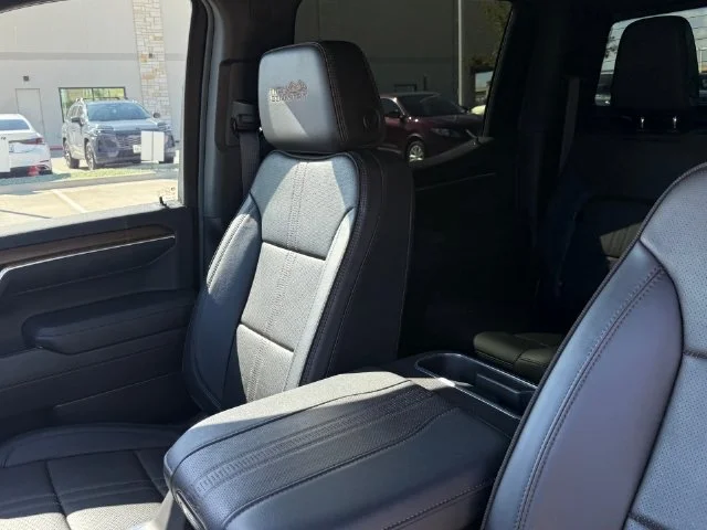 Used 2024 Black Chevrolet High Country image 14