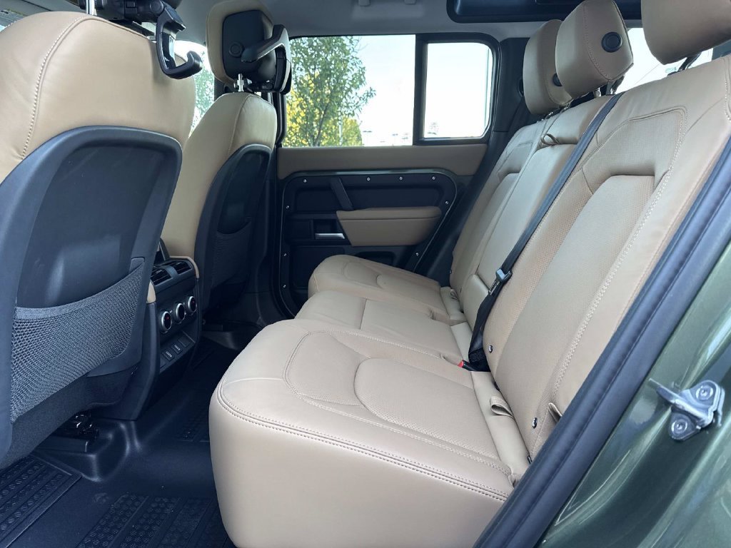 New 2026 Woolstone Green LAND ROVER S image 13