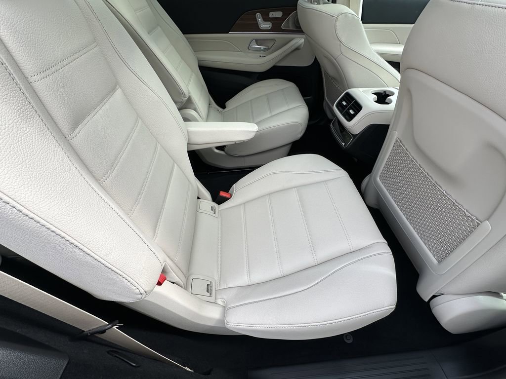 New 2026 Obsidian Black Metallic Mercedes-Benz GLS 450 image 57