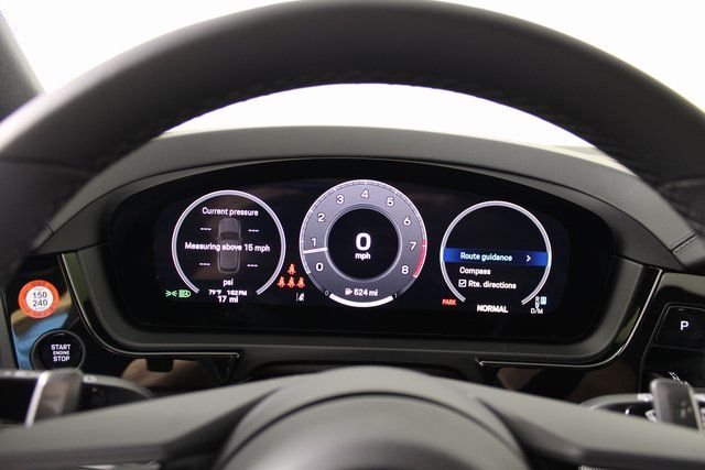 2025 Porsche Cayenne S - Photo 16