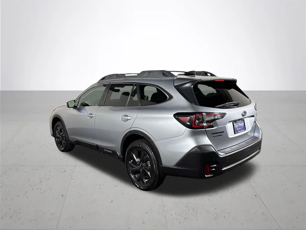 Used 2020 Silver Subaru Onyx Edition XT image 8