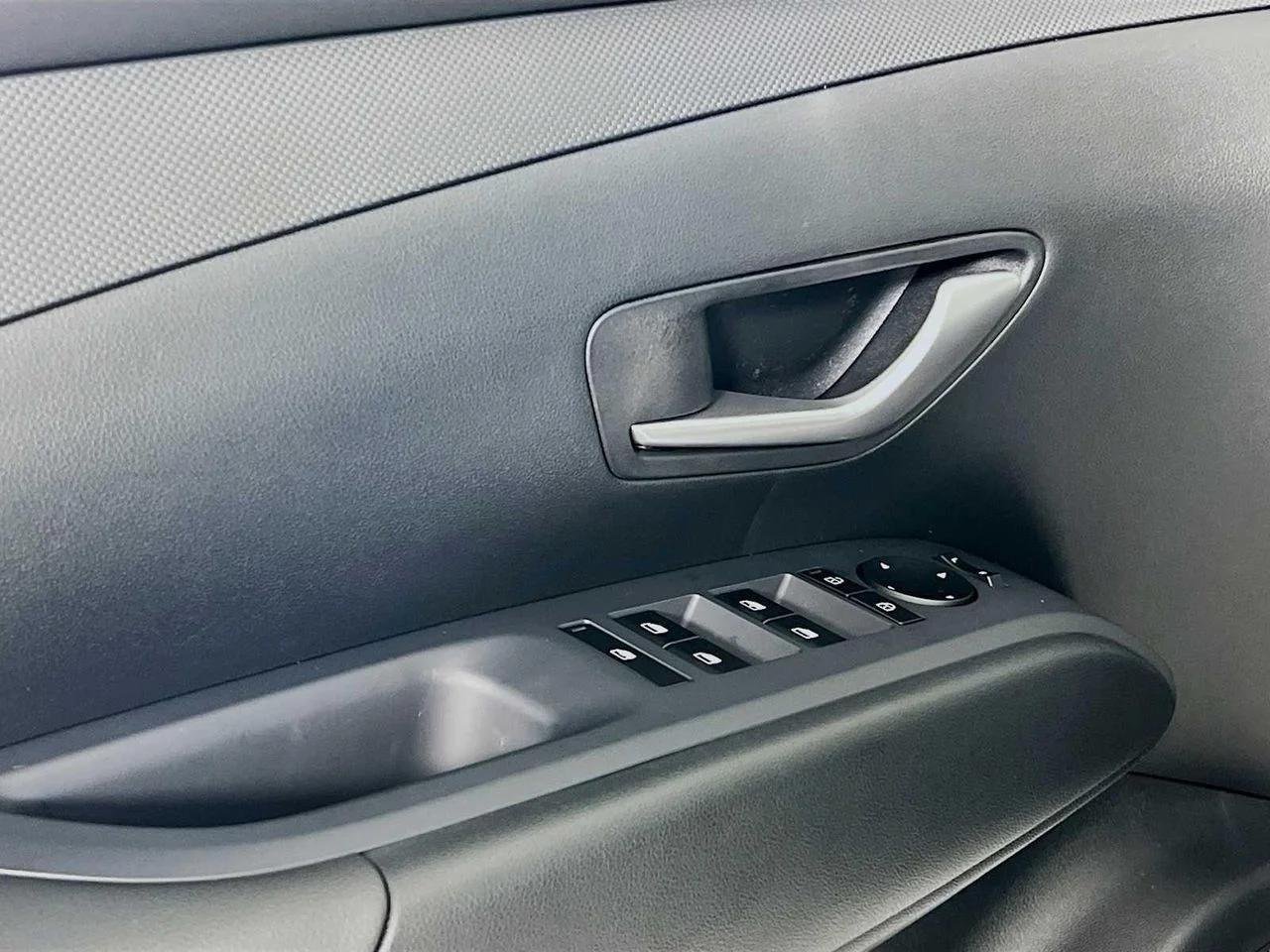 New 2026 Atlas White Hyundai SE AWD image 16
