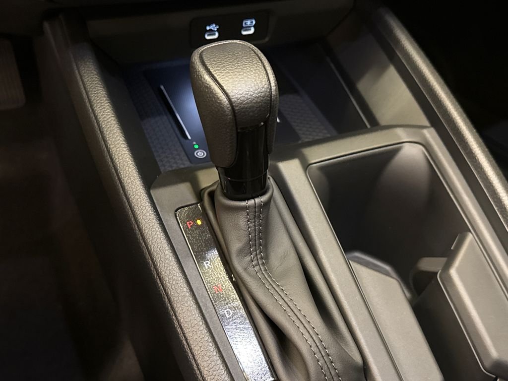 New 2026 Meteorite Gray Metallic Honda SE image 26