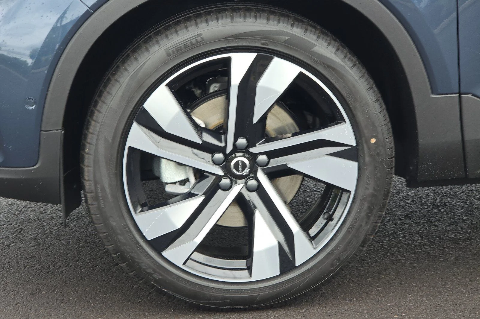 New 2026 Denim Blue Volvo Ultra image 25