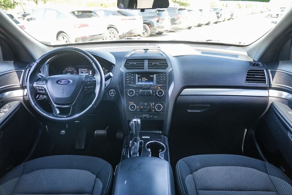 2019 Ford Explorer XLT - Photo 12