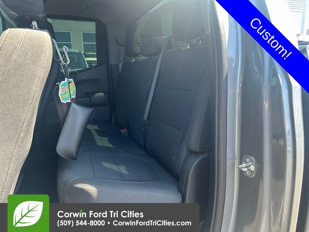 Used 2020 Satin Steel Metallic Chevrolet Custom image 10
