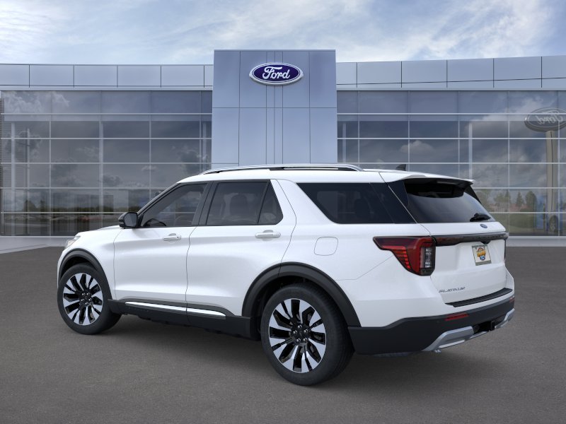 New 2026 Star White Metallic Tri-Coat Ford Platinum™ image 4