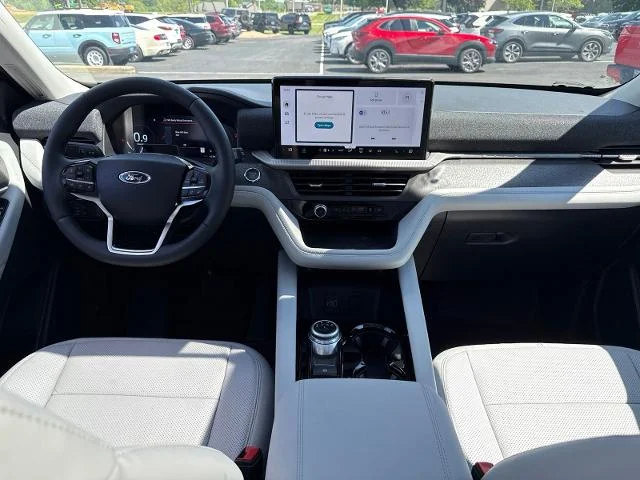 New 2026 Agate Black Metallic Ford Platinum™ image 83