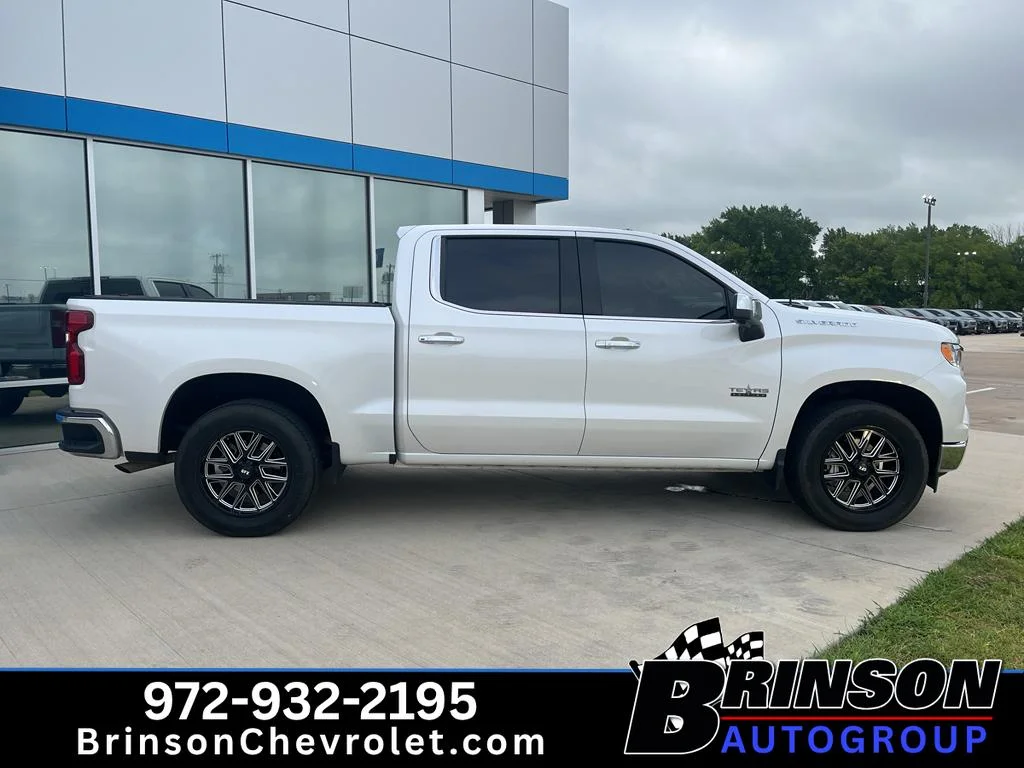 Used 2024 Iridescent Pearl Tricoat Chevrolet LTZ image 6