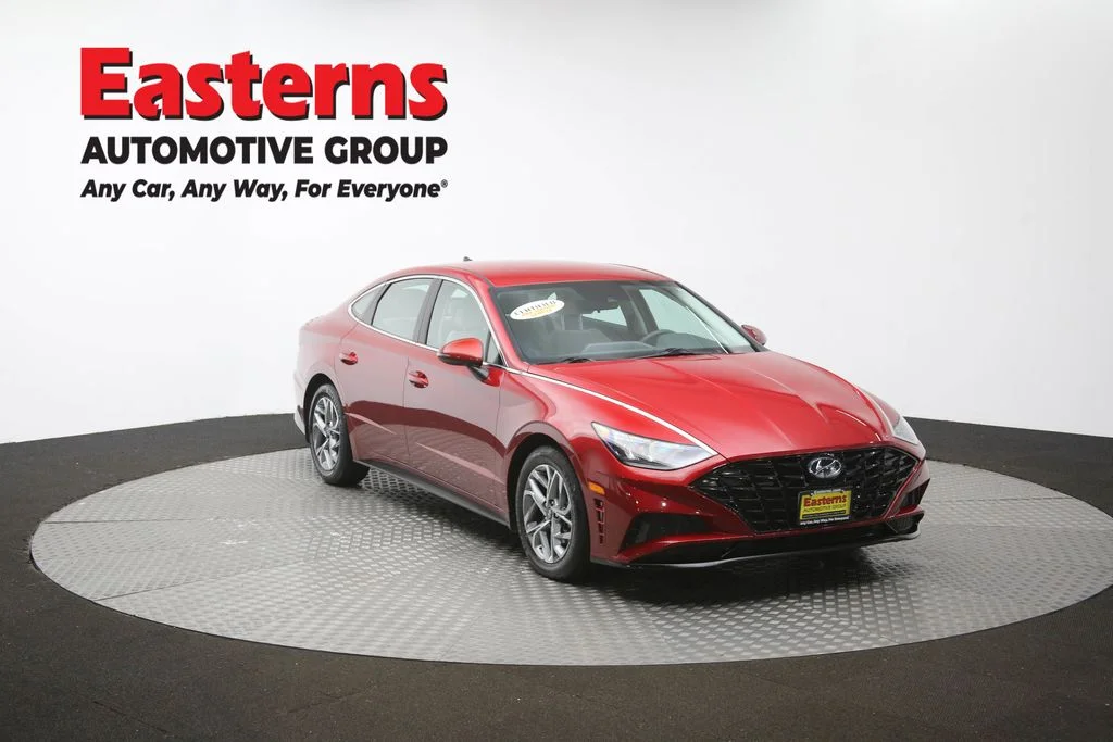 Used 2023 Red Hyundai SEL image 49