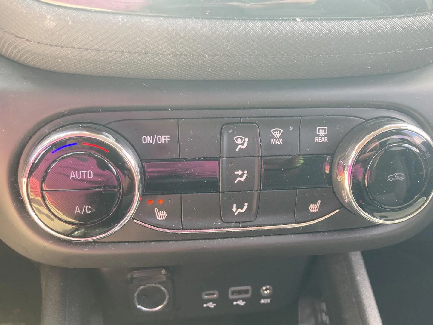 Used 2021 MIDNIGHT BLUE METALLIC Chevrolet LT image 19