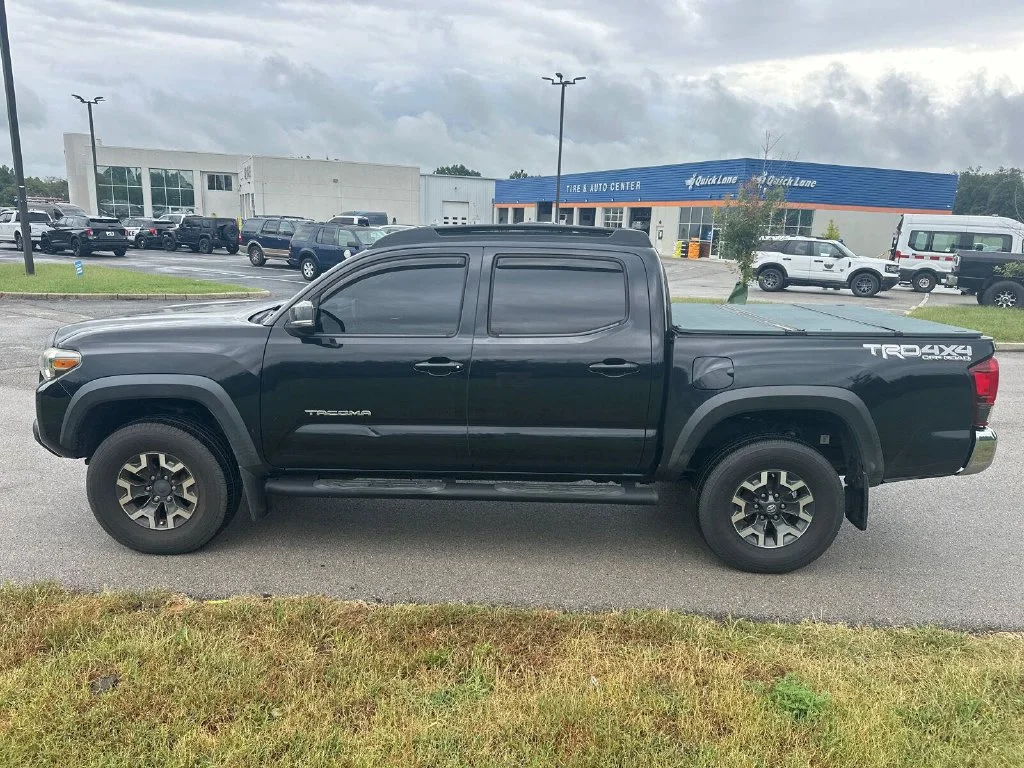 Used 2018 Midnight Black Metallic Toyota TRD Off-Road image 6