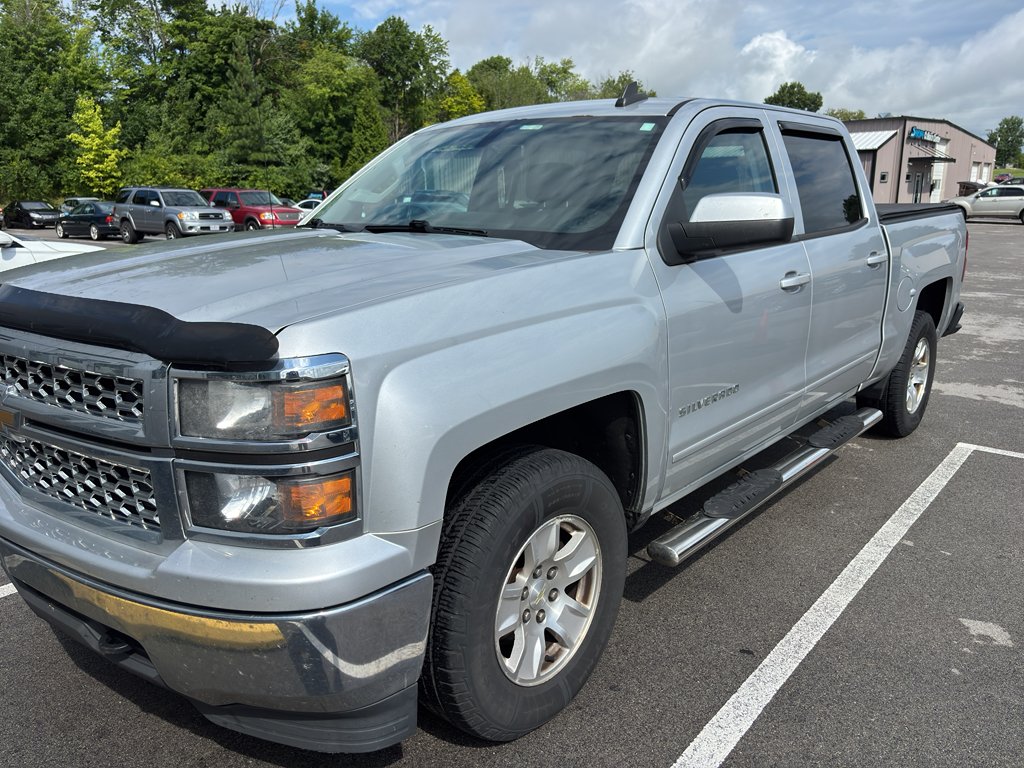 Used 2015 Silver Ice Metallic Chevrolet LT image 1